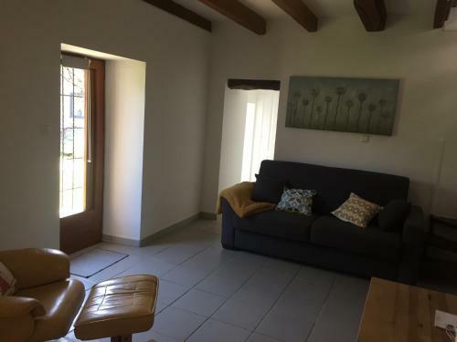 Emerald Coast Gites And Lodge