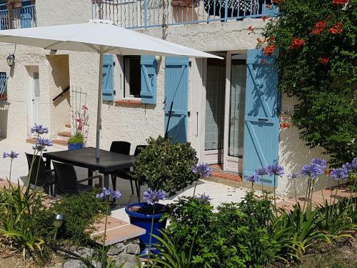 B&B With Charm, Quiet, Kitchen, Sw Pool.