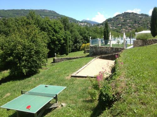B&B With Charm, Quiet, Kitchen, Sw Pool.