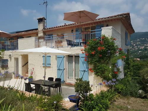 B&B With Charm, Quiet, Kitchen, Sw Pool.