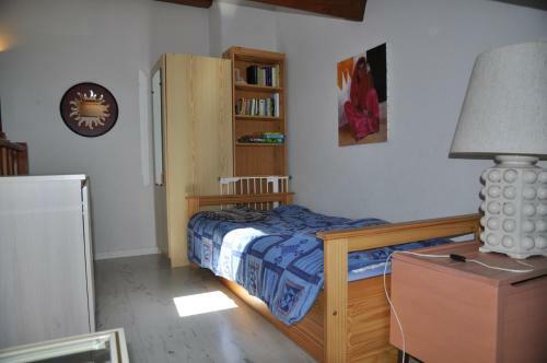 Agr�able Petite Maison Avec Jardin - 1201