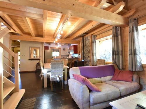 Spacious Chalet In La Bresse With Sauna