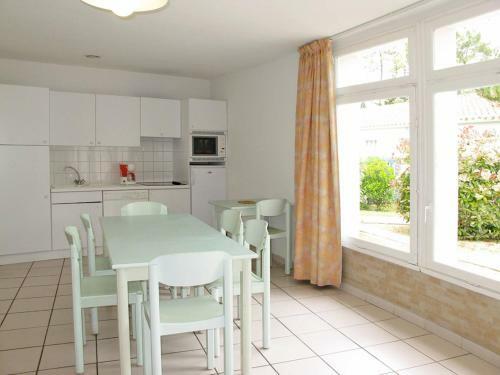 Holiday Home Hameau Oc�an T3 Xl (Shr102)