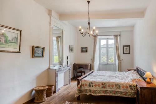 Lalevade-d'ardeche Villa Sleeps 16 Pool Wifi