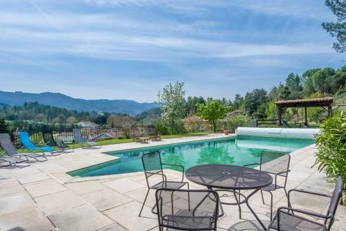 Lalevade-d'ardeche Villa Sleeps 16 Pool Wifi