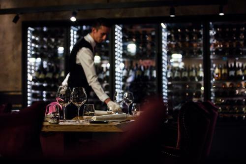 Hotel H�tel Daria-i Nor