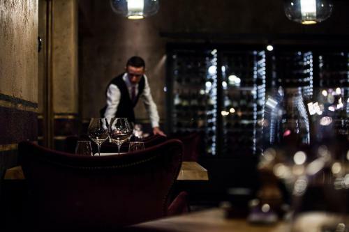 Hotel H�tel Daria-i Nor
