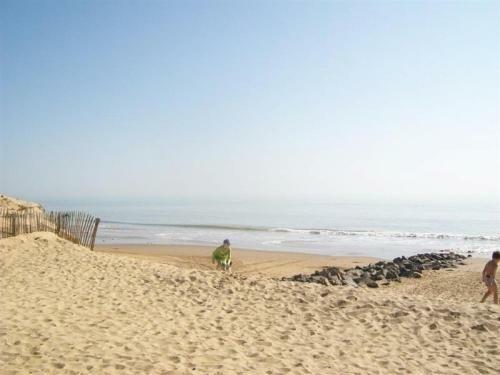 Apartment Pavillon De Vacances T3, Dans R�sidence De Vacances Avec Piscine