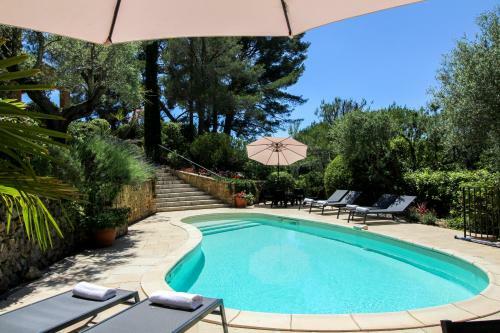 Villa Vineyards