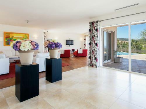Luxury Villa In Les Adrets-de-l'esterel With Swimming Pool