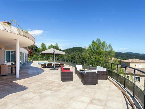 Luxury Villa In Les Adrets-de-l'esterel With Swimming Pool