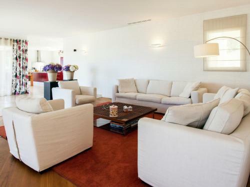 Luxury Villa In Les Adrets-de-l'esterel With Swimming Pool
