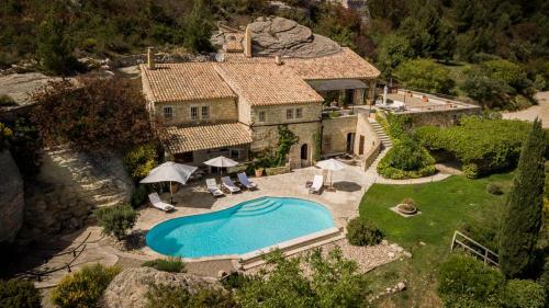 Les Baux De Provence Villa Sleeps 10 Pool Wifi