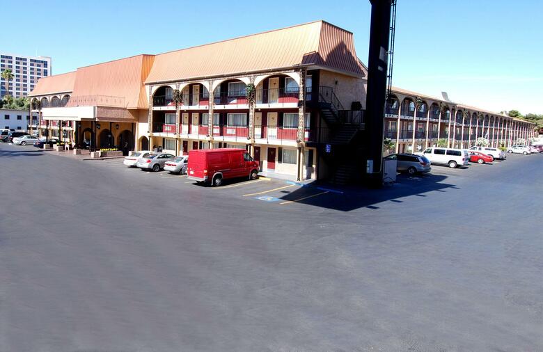 Mardi Gras Hotel & Casino