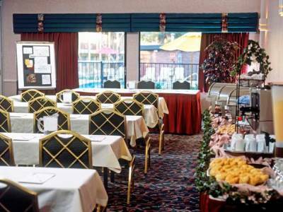Mardi Gras Hotel & Casino