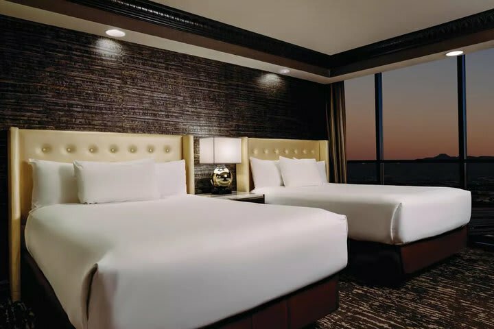 Luxor Hotel And Casino