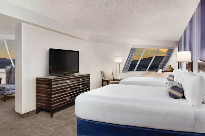 Luxor Hotel And Casino