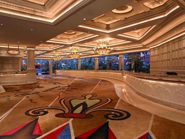Hotel Treasure Island