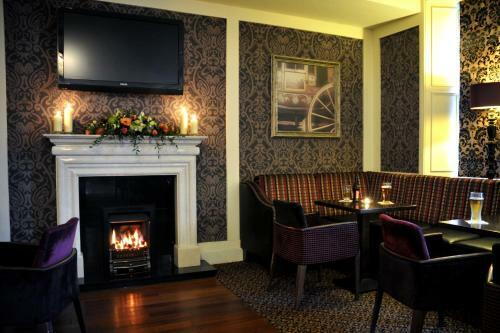 The Shirley Arms Hotel