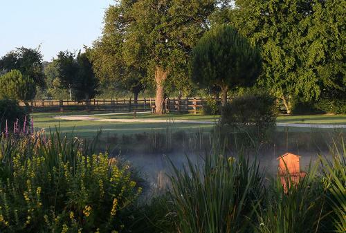 Bed & Breakfast Domaine De La Locheti�re Chambres D'h�tes