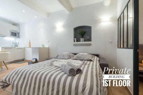 Apartamento Private Building, 4 Apts, Unique At Nice - Old Town
