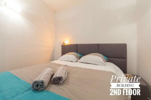 Apartamento Private Building, 4 Apts, Unique At Nice - Old Town