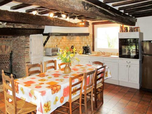 Holiday Home Le Mont Buisson (neb401)