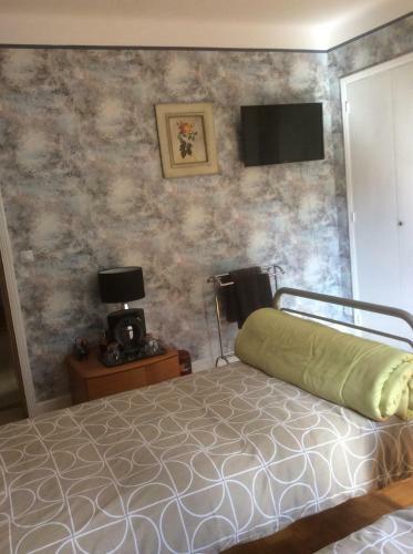 Bed & Breakfast La Maison Blanche Chambres D?h�tes - B & B Quillan