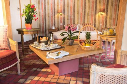 Hotel Les Trois Soleils