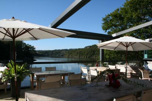 Hostal Merlin Les Pieds Dans L'eau
