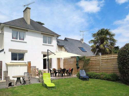 Holiday Home Ferienhaus (sja101)