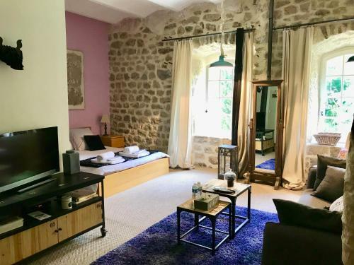 Hostal Le Moulinage Chabriol