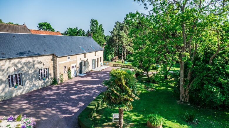 Bed & Breakfast La Maison Periot