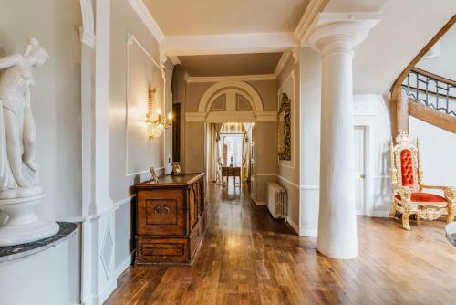 Agroturismo Trementines Chateau Sleeps 12 Pool Wifi