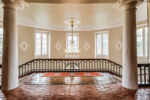 Agroturismo Trementines Chateau Sleeps 12 Pool Wifi
