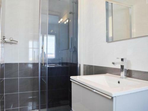 Apartment Port Blanc 1