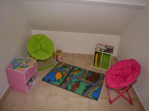 House Du Domaine Darragon 2
