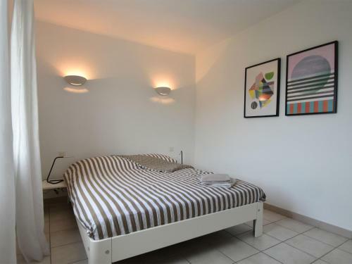 Spacious Villa In Var With Swimming Pool