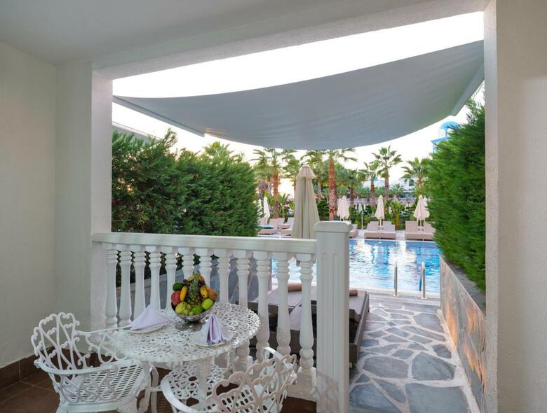 Hotel Rubi Platinum Spa Resort & Suites