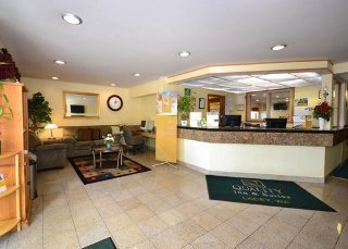Hotel Quality Inn & Suites