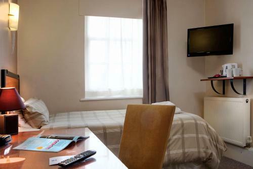 Best Western Deincourt Hotel