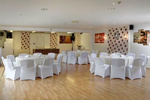 Best Western Deincourt Hotel