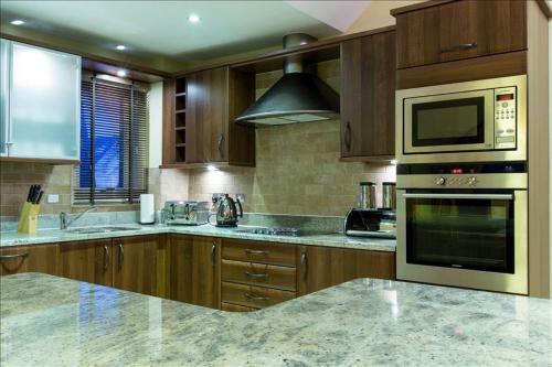 Cameron Club Two Bedroom Detached Lodge L116