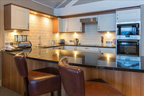 Cameron House Three Bedroom Detached Lodge With Scenic View L47