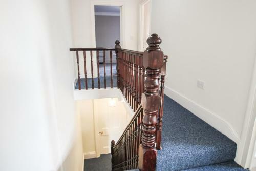 Devonshire House, 5 Bedroom House, Sleeps 12