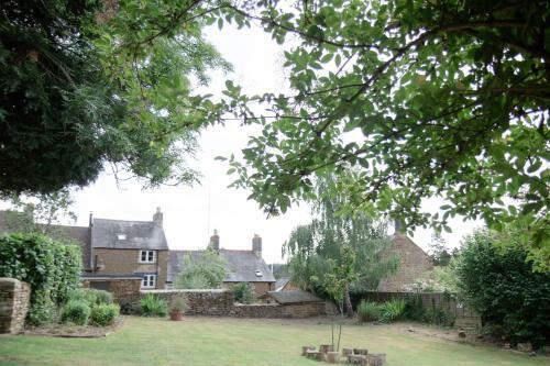 Posada The Sun Inn At Hook Norton