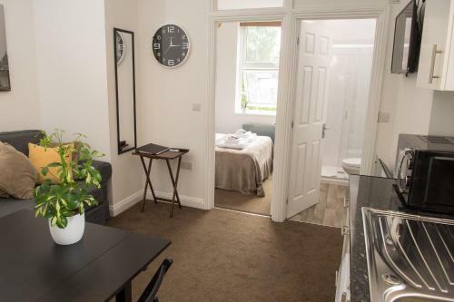 Apartamento Moseley Mews Village Suites- Yellow
