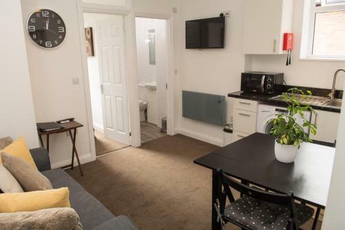Apartamento Moseley Mews Village Suites- Yellow
