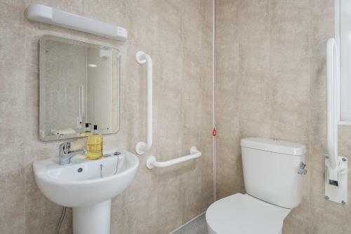 Hostal Brown Rigg Guest Rooms
