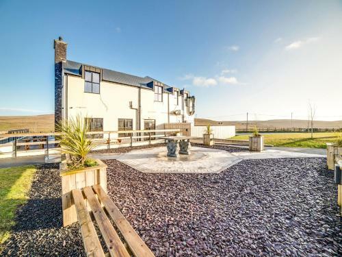 Hotel Oyo Standing Stones Lodge